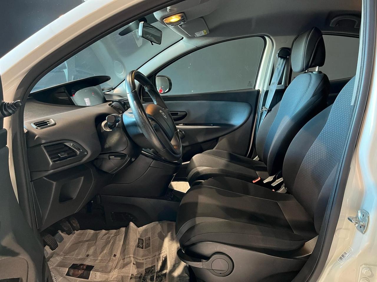 Lancia Ypsilon 2016 GPL