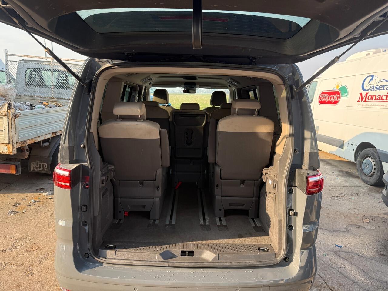 Volkswagen T7 Multivan 2.0TDI/7 POSTI/83000 KM