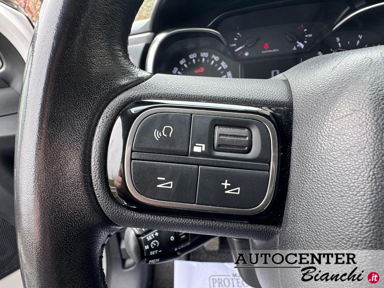 Citroen C3 1.2 puretech Shine 82cv