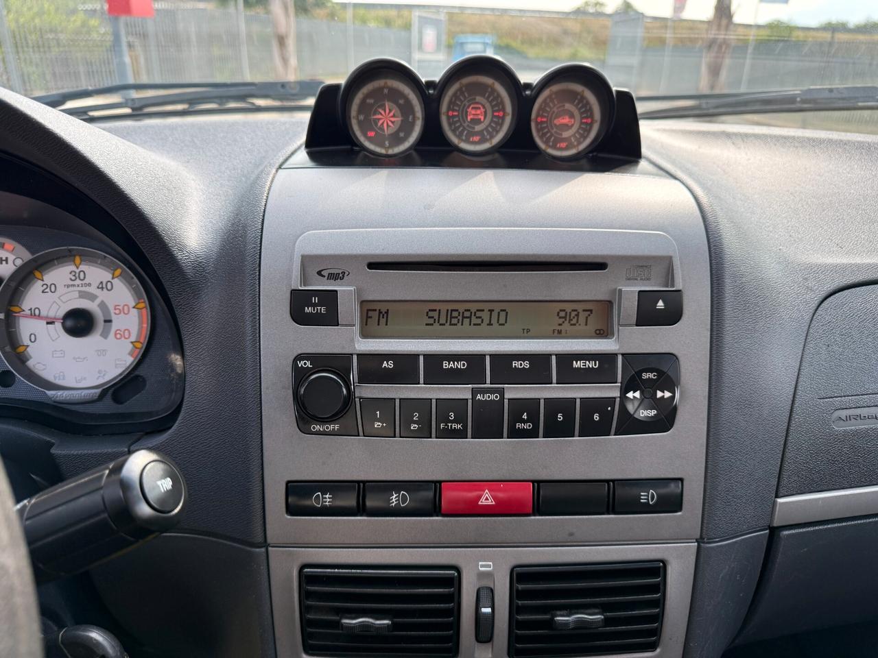 FIAT STRADA ADVENTURE 2014 1.3 MJT 95 CV 4 POSTI