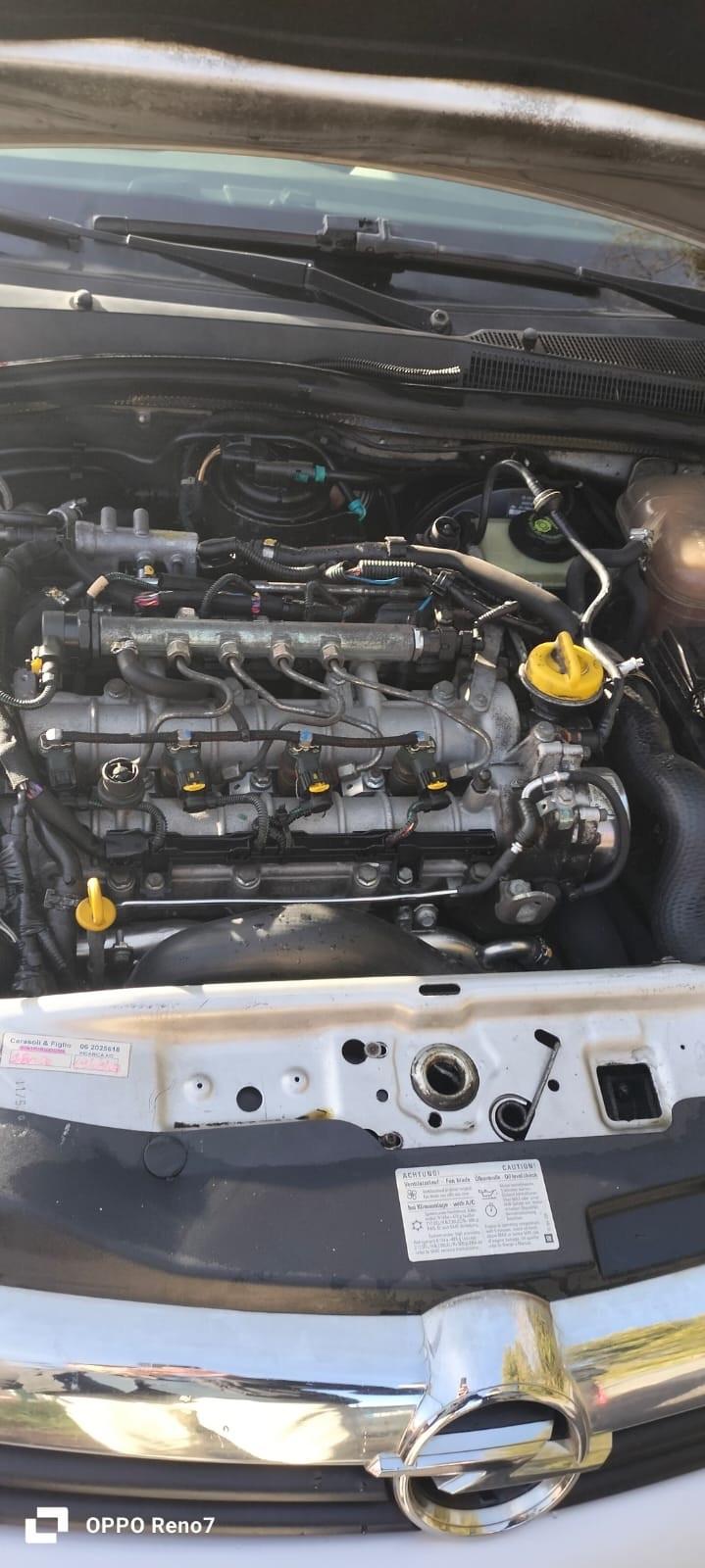 Opel Astra 1.9 CDTI 120CV 5 porte Cosmo