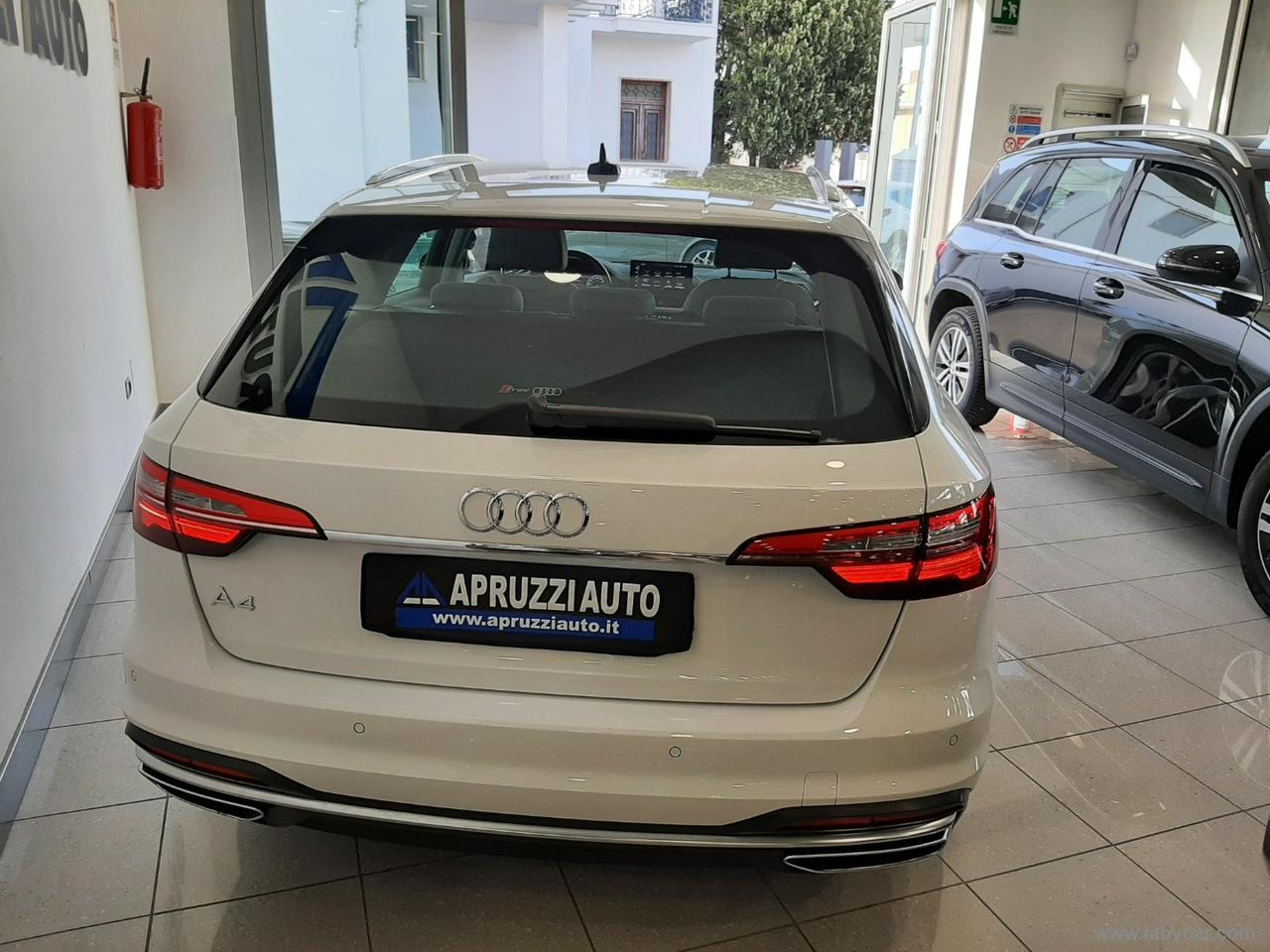 AUDI A4 Avant 35 TDI/163CV S tr. Business Adv