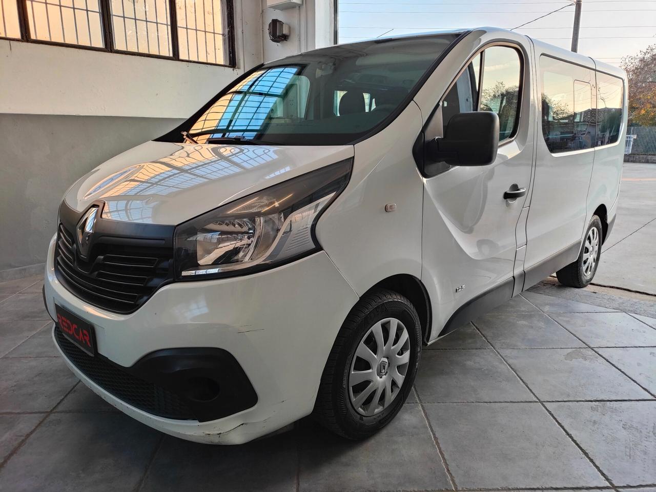RENAULT TRAFIC 1.6 DCI - 9 POSTI