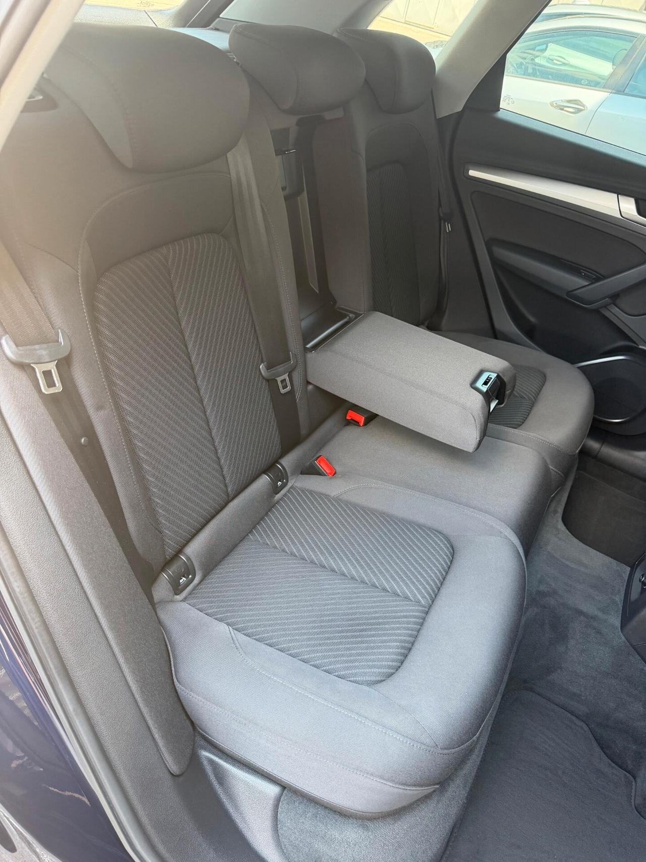 Audi Q5 30 TDI S tronic Sport FARI MATRIX