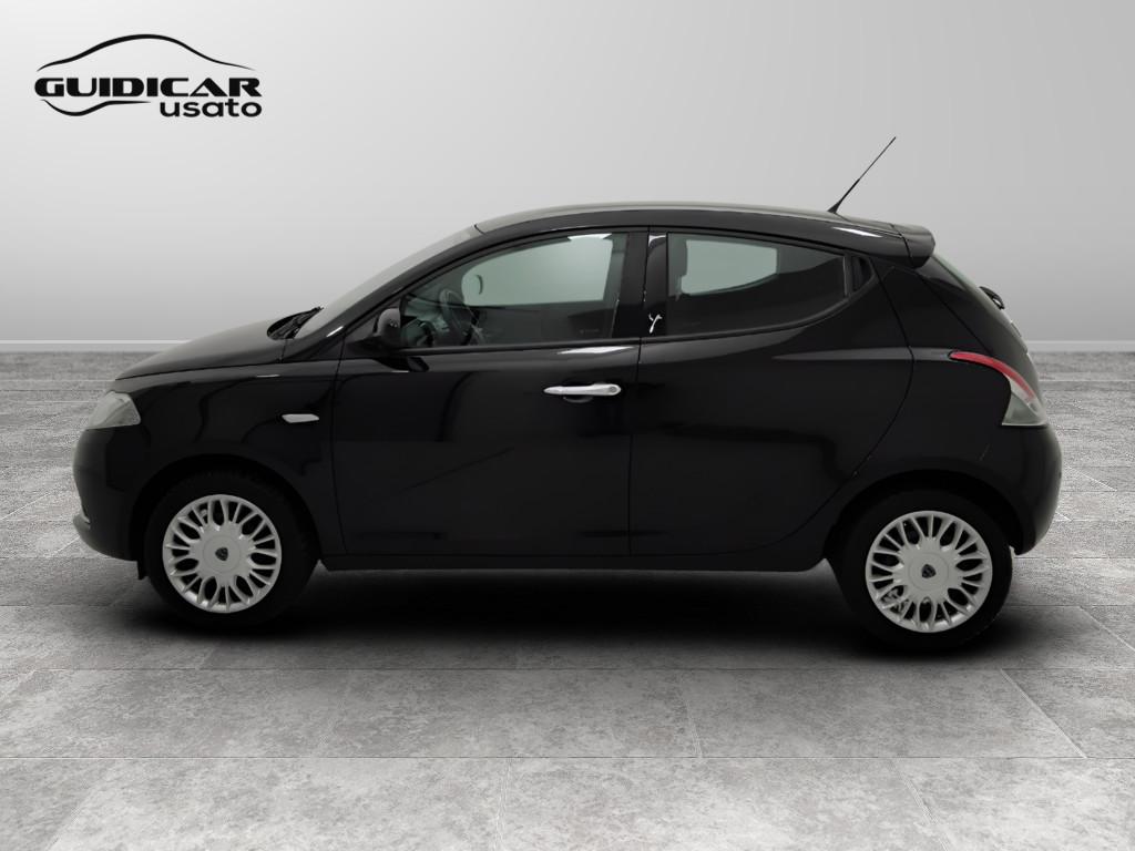 LANCIA Ypsilon 3ª serie - Ypsilon 1.2 69 CV 5 porte Silver