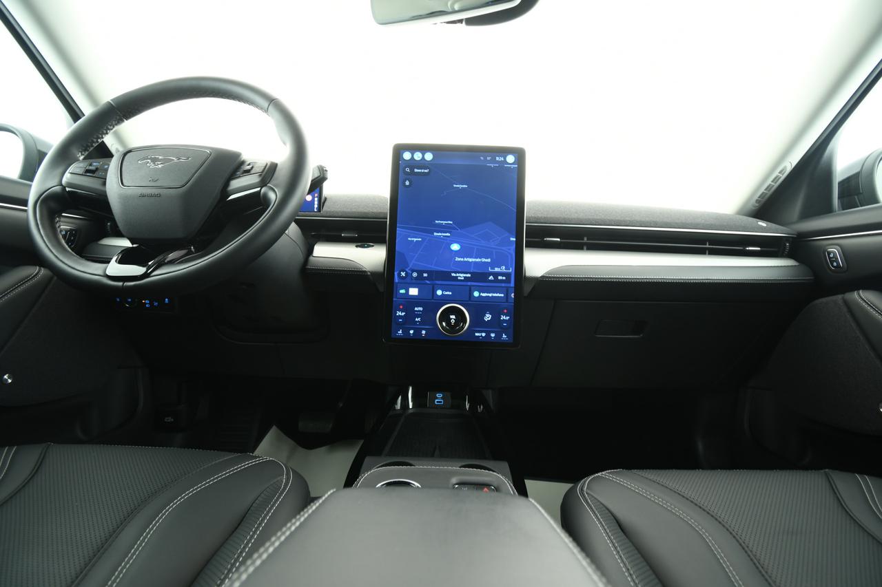 FORD Mustang Mach-e standard range rwd 269cv auto