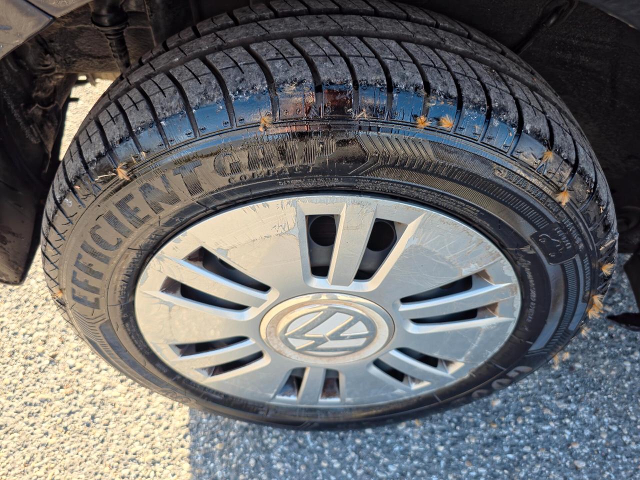 Volkswagen up! 1.0 3p. move ASG 2013-E5B Automatico NEO