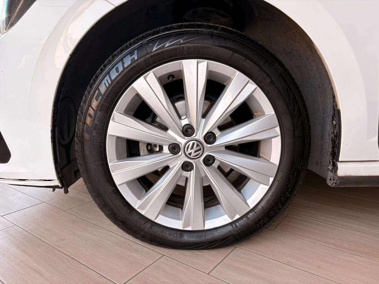 Volkswagen Polo Business 1.0 TSI DSG 5p. Comfortline BlueMotion Tech R-Line