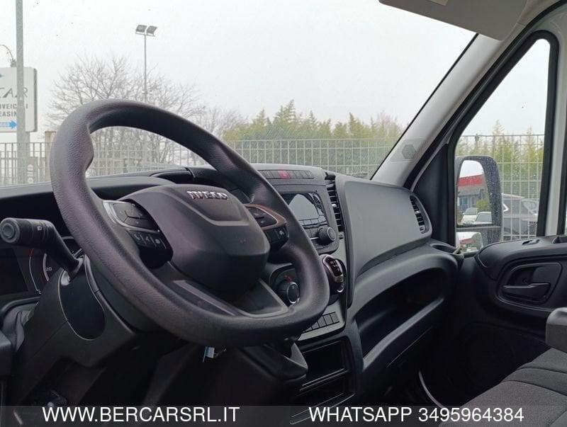 Iveco Daily Daily 35S16 2.3 HPT PL Cabinato