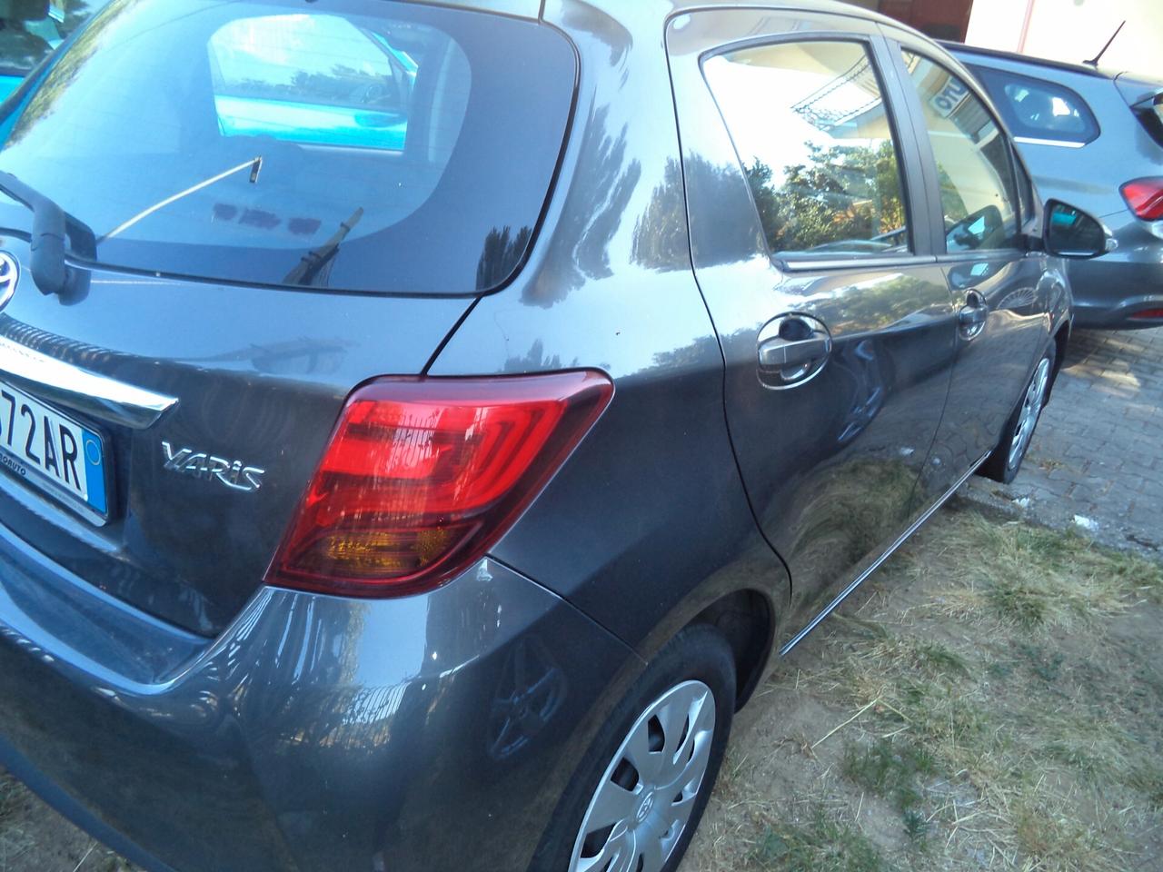 Toyota Yaris 1.4 D-4D 5 porte Lounge
