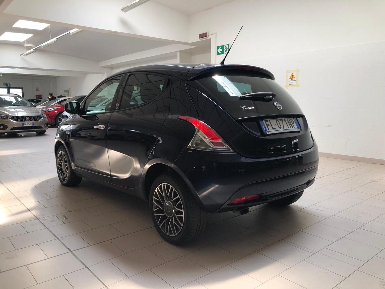 Lancia Ypsilon 1.2 Gold ecochic Gpl 69cv my16