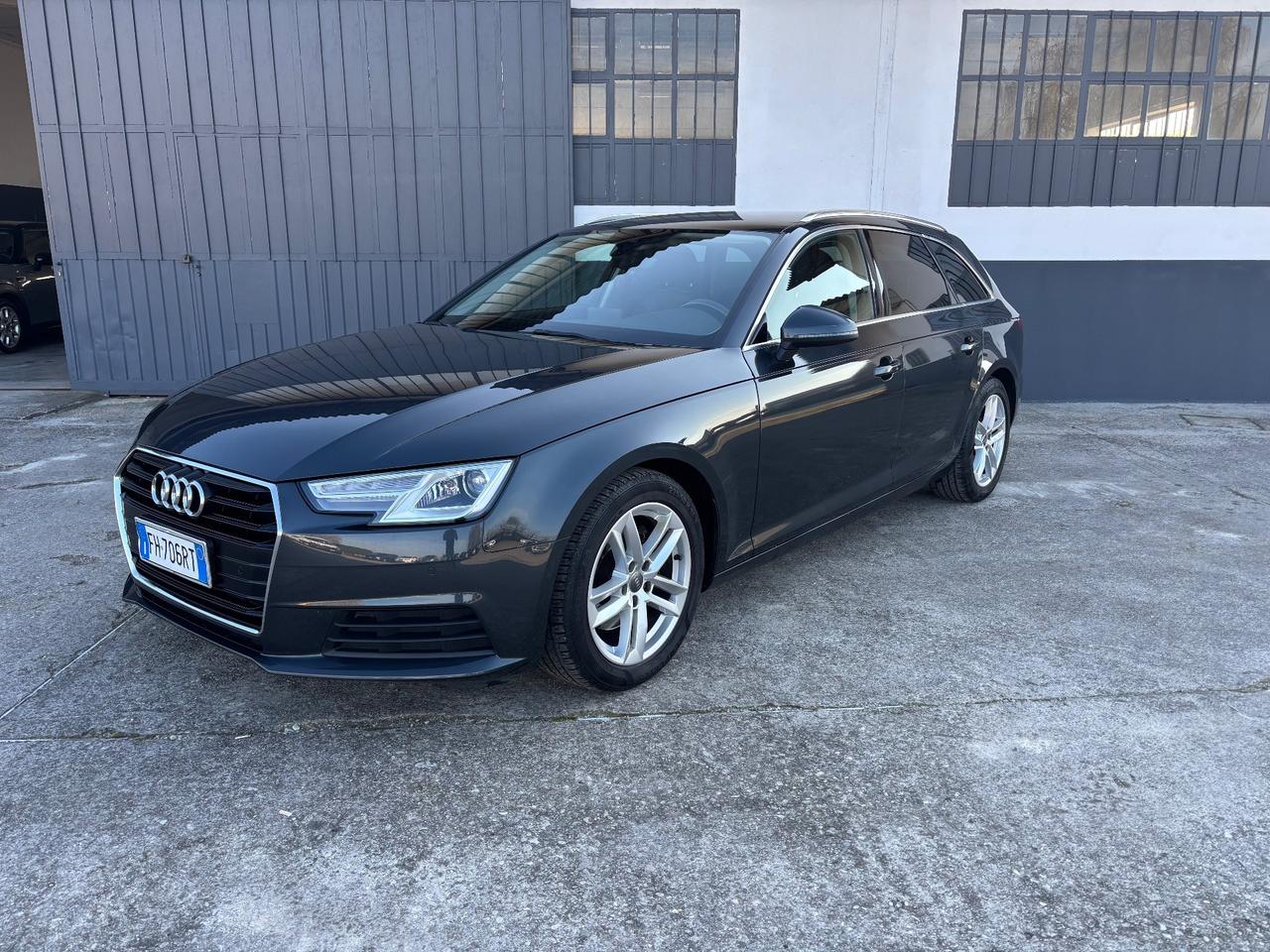 Audi A4 2.0 TDI 150 CV S Tronic. Garanzia 12 mesi