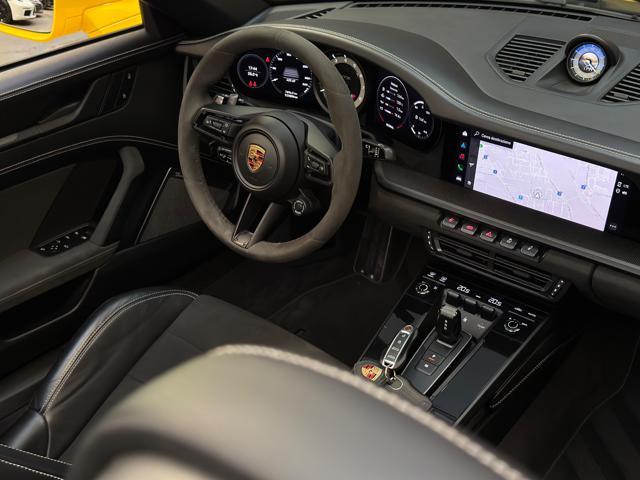 PORSCHE 911 Carrera 4 GTS Cabriolet *IVA ESPOSTA*