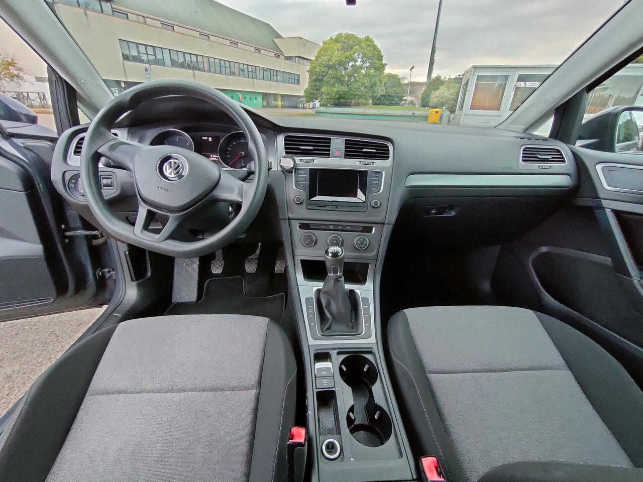 Volkswagen Golf 1.6 TDI PROMO