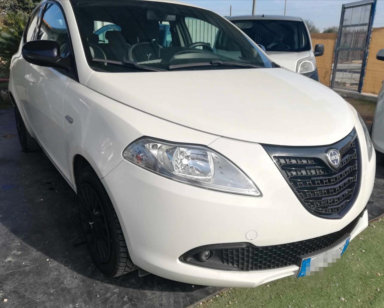 Lancia Ypsilon Elefantino