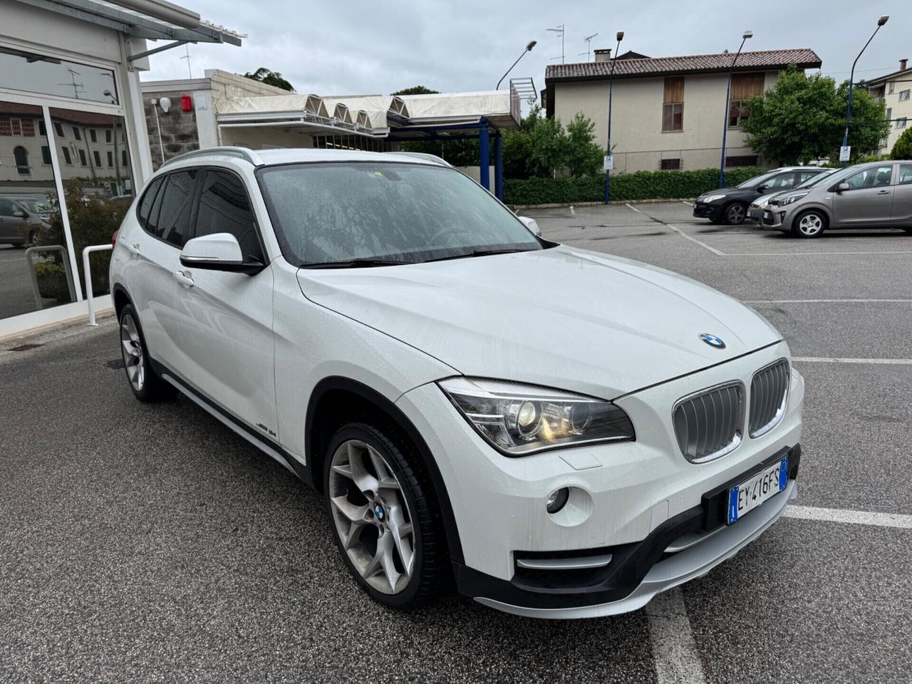 Bmw X1 sDrive18d X Line