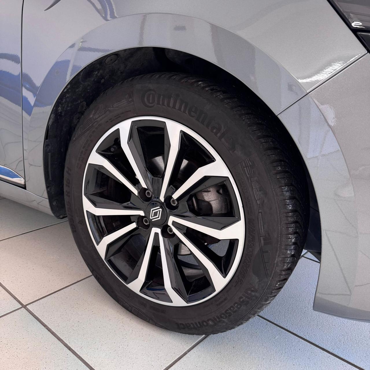 Renault Clio TCe 90 CV 5 porte Techno