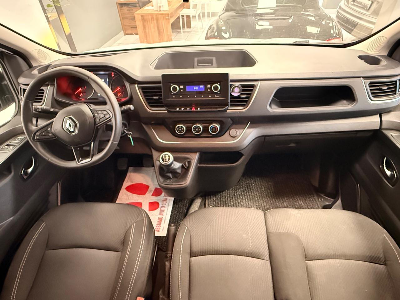RENAULT Trafic 2.0DCI 110cv L1H1 9 POSTI