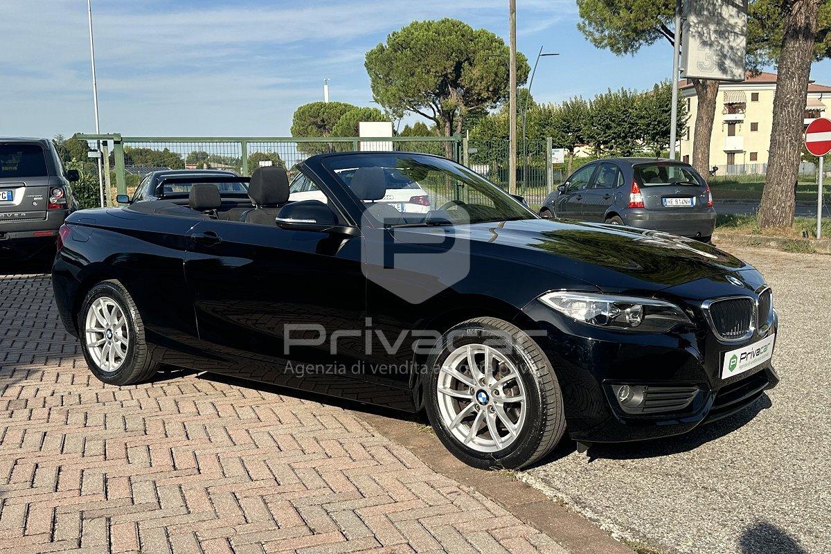 BMW 218i Cabrio Advantage