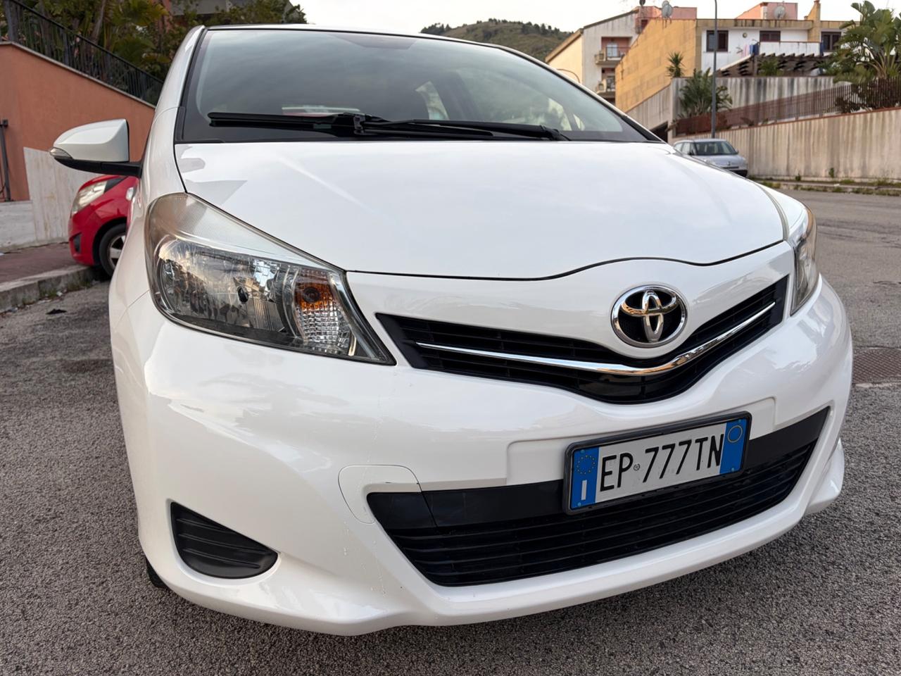 Toyota Yaris 1.0 benz unico proprietario