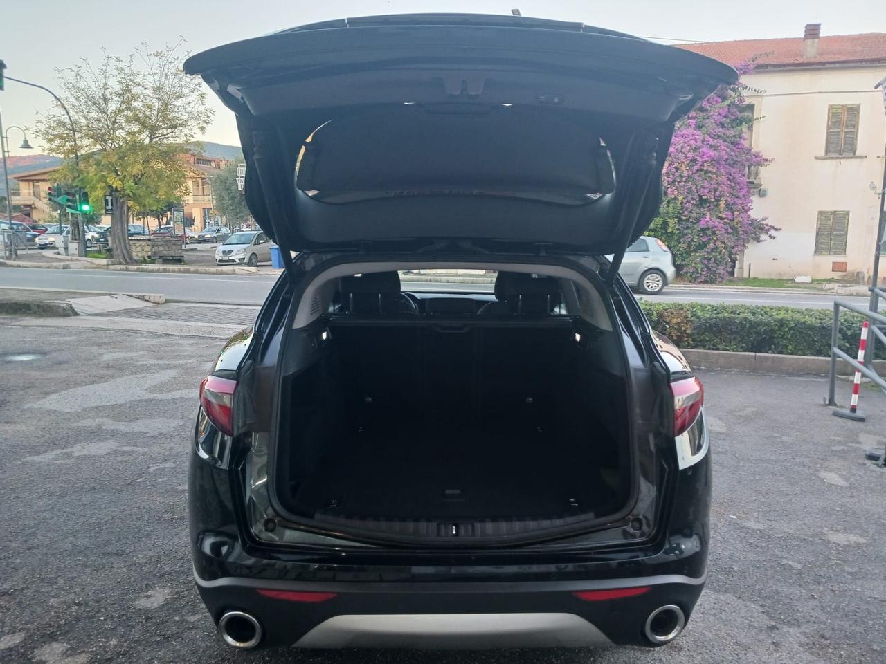 ALFA ROMEO STELVIO 2.2TURBODIESEL 190CV AUTOM-2020