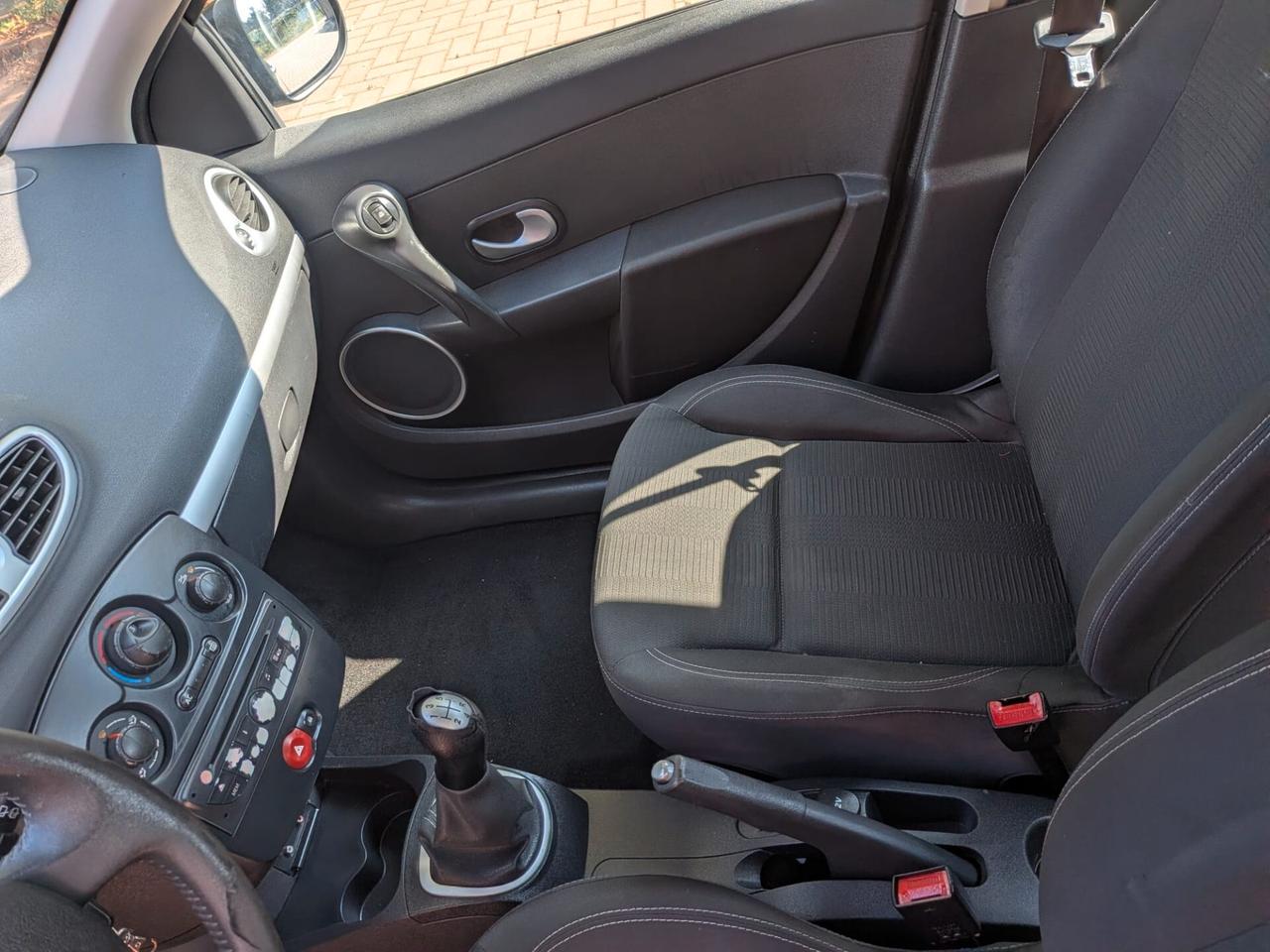 Renault Clio 1.2 16V 5 porte GPL Dynamique