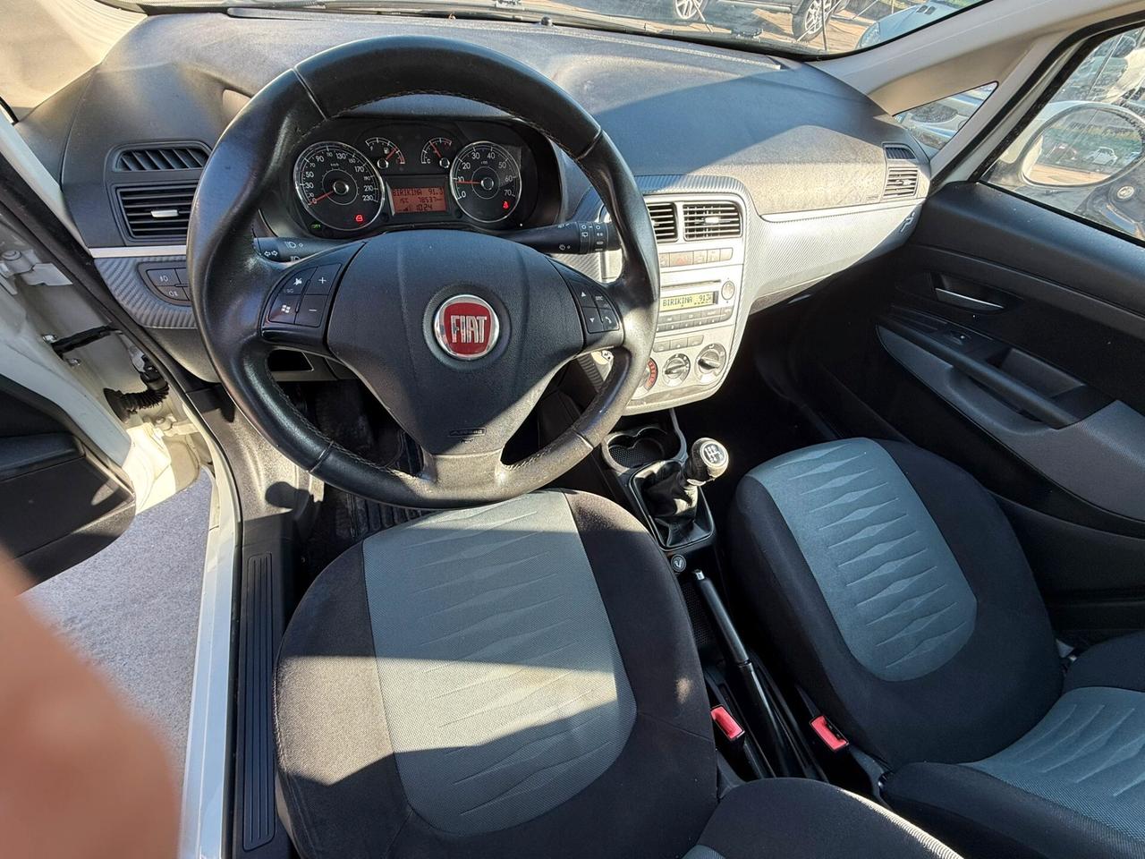 Fiat Grande Punto 1.4 natural power 77.000km
