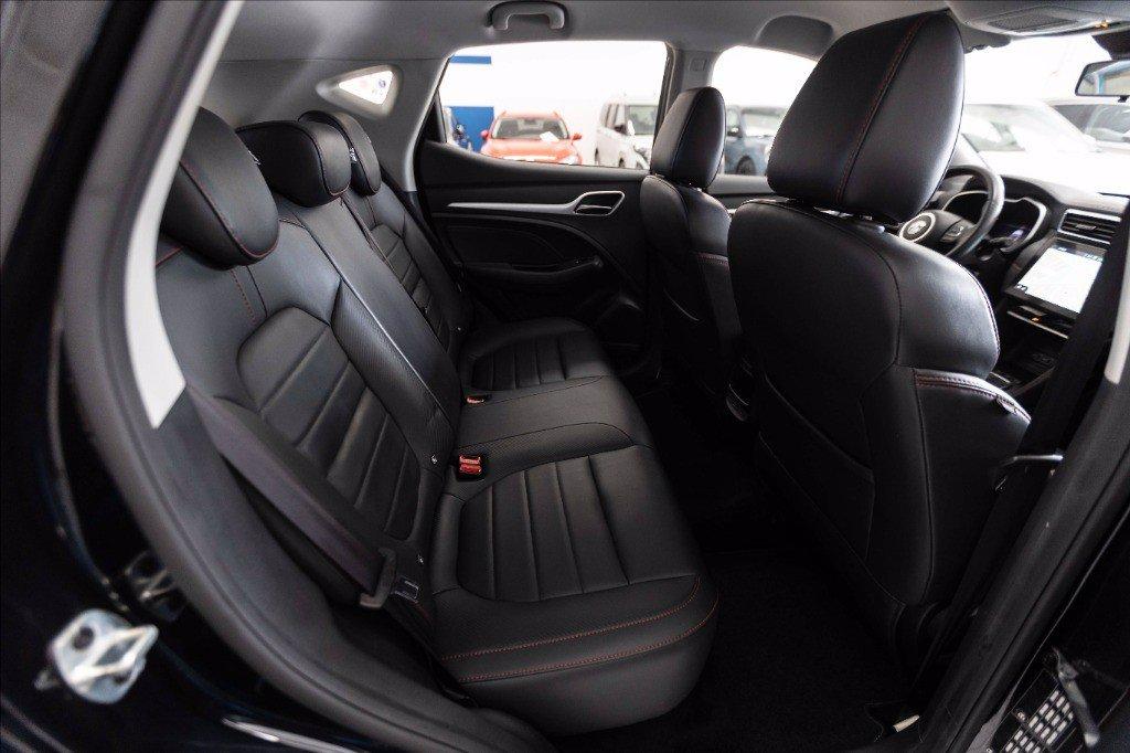 MG ZS 1.5 Luxury del 2024