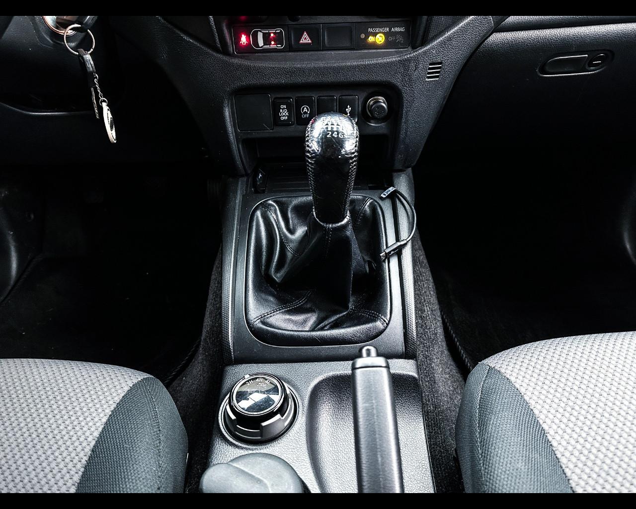 MITSUBISHI L200 2.3 D Club Cab 4x4 Easy Select Invite