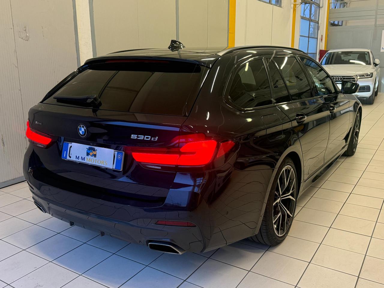 BMW Serie 5 Touring 530d Touring mhev 48V xdrive Luxury auto