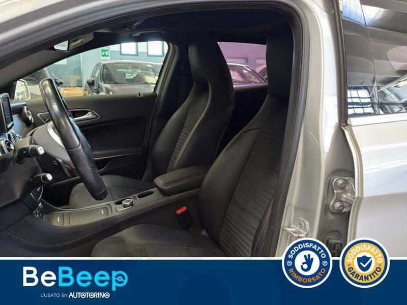 Mercedes-Benz GLA 200 D (CDI) PREMIUM 4MATIC AUTO