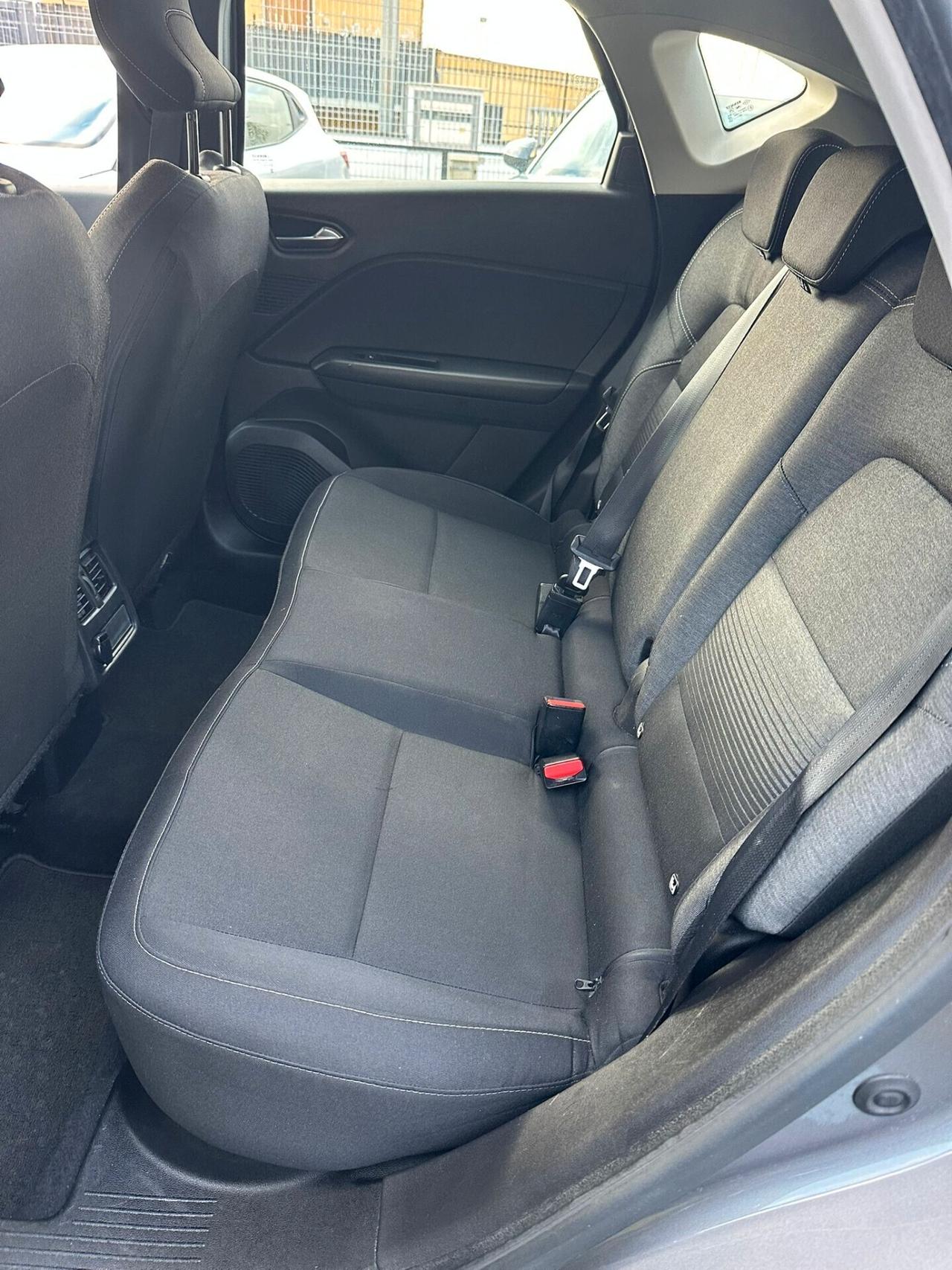 Renault Captur 1.5dCi 95 CV 2021 Business NAVIGATORE- FARI LED -SENS PARCHEGGIO