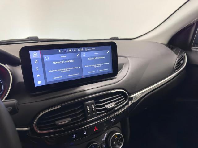 FIAT Tipo 1.5 Hybrid DCT SW Cross