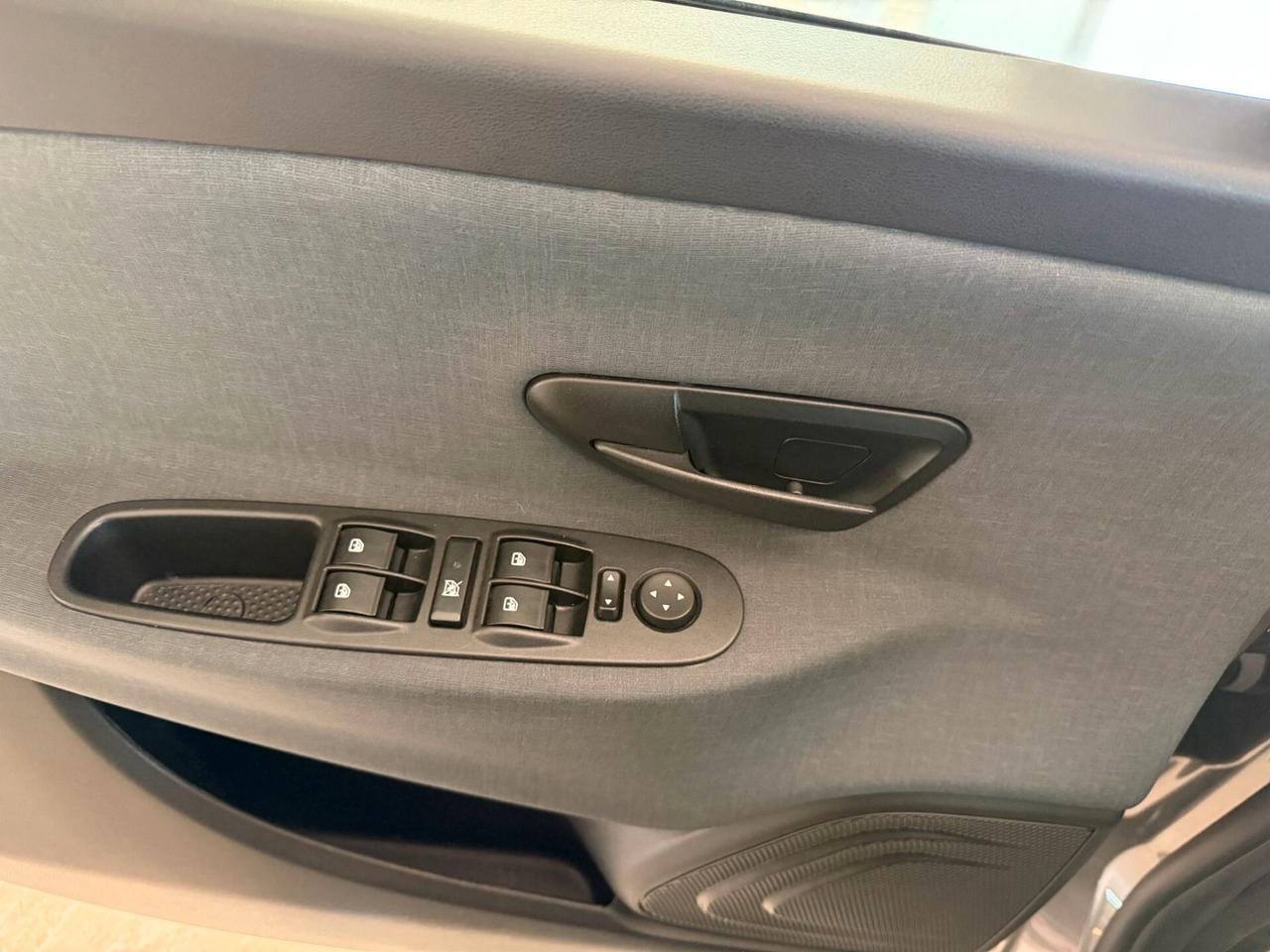 Lancia Ypsilon 1.2 69 cv. EcoChic GOLD (Imp. GPL)