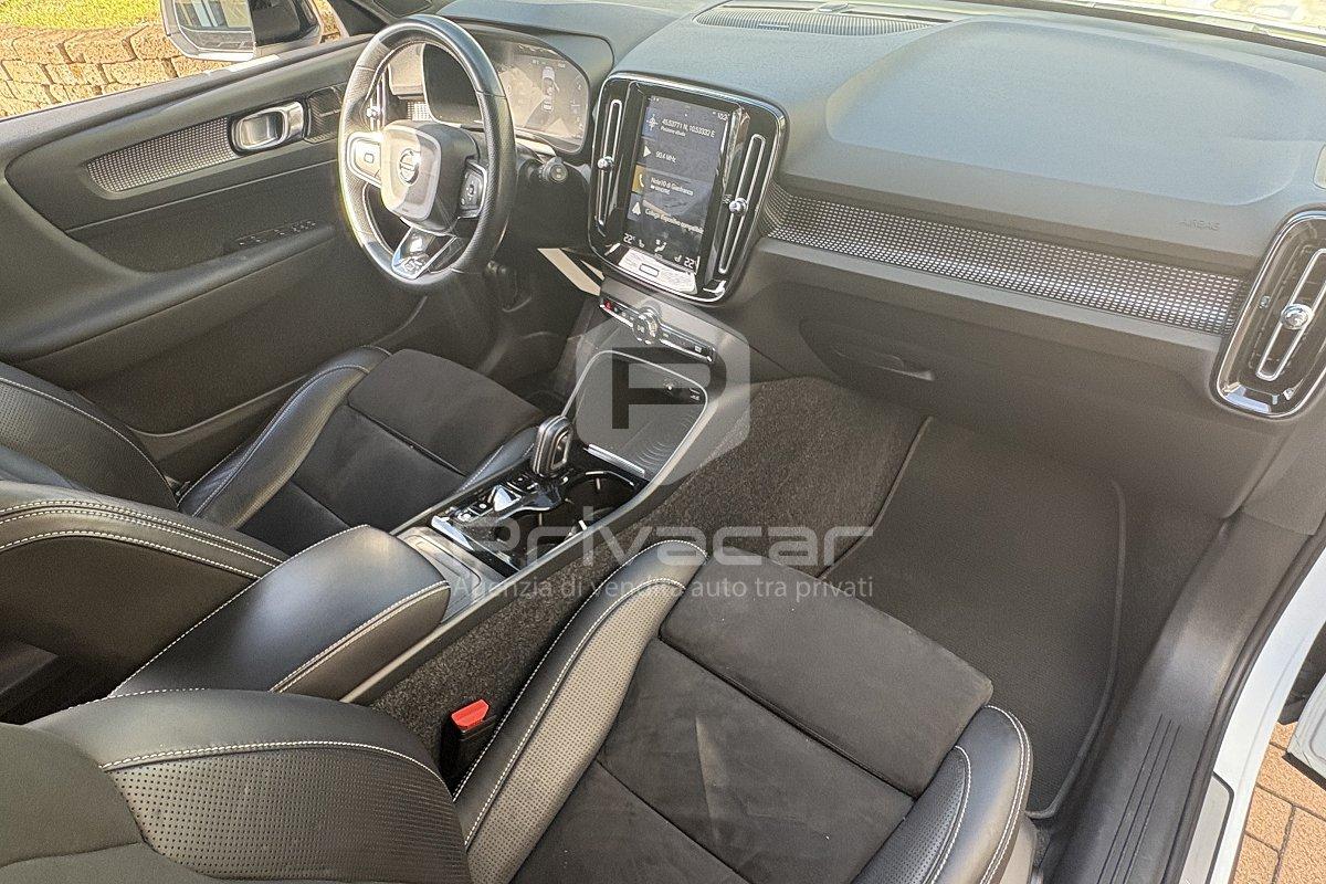 VOLVO XC40 D4 AWD Geartronic R-design