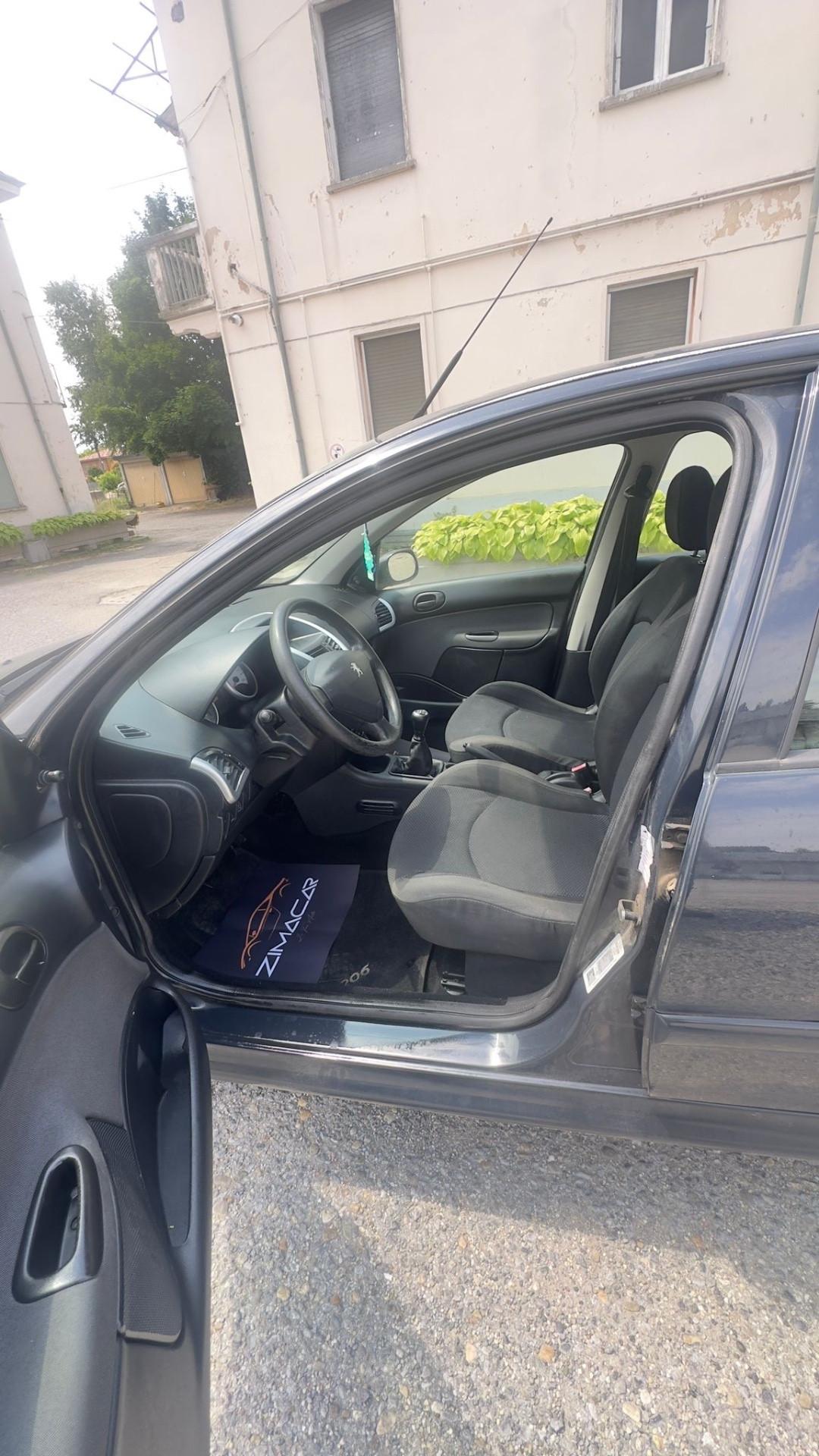 Peugeot 206 PLUS GPL fino 2031