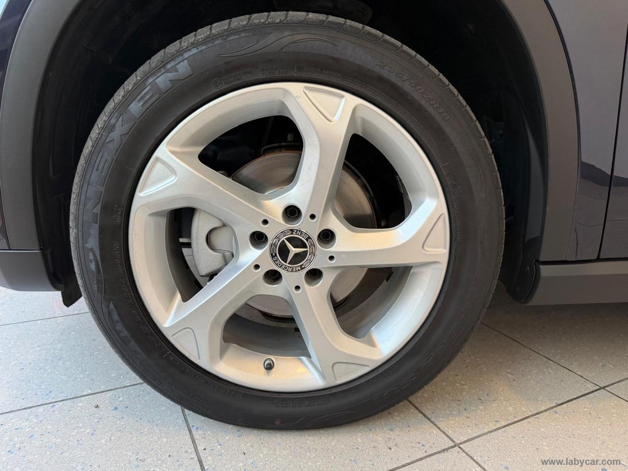 MERCEDES-BENZ GLA 200 d Automatic Sport