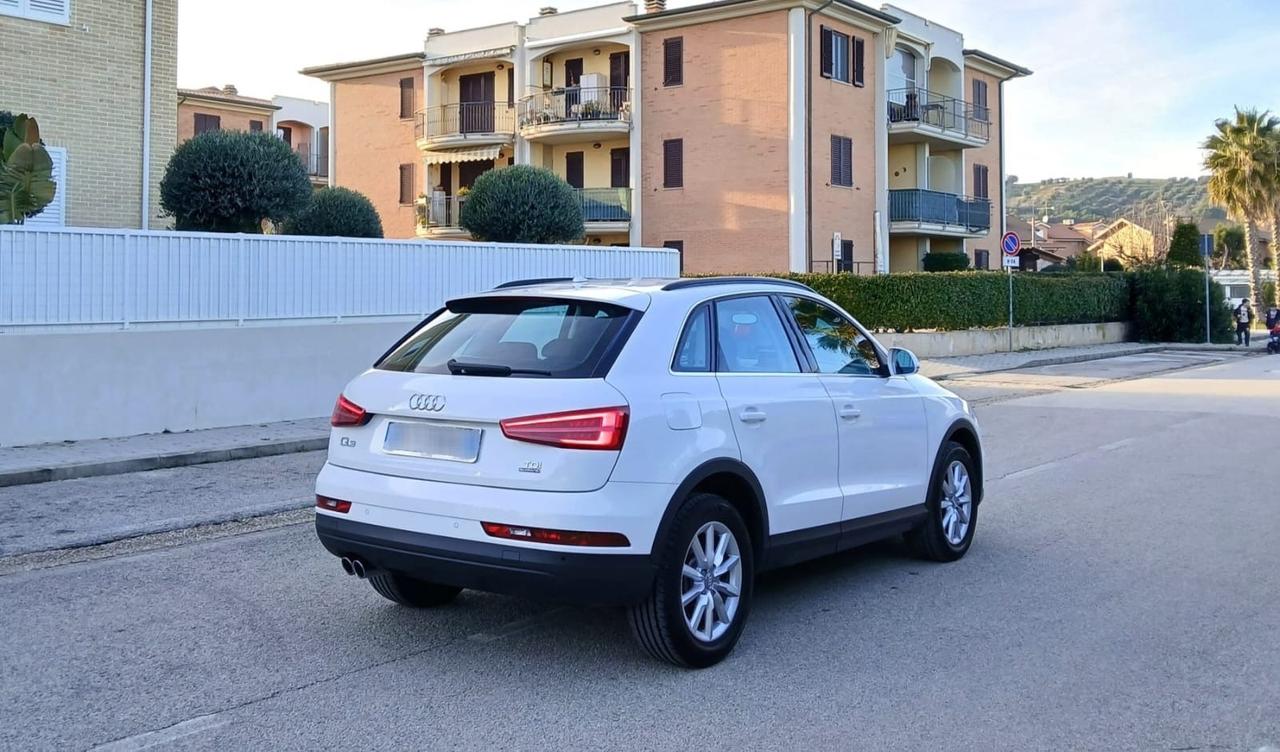 Audi Q3 2.0 TDI 150 CV quattro Sport
