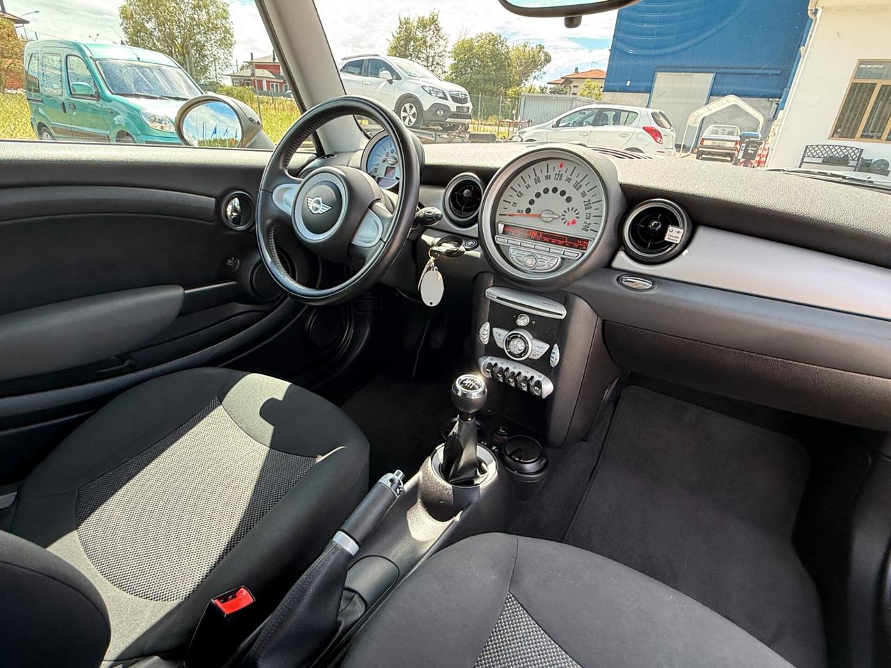Mini 1.6 16V Cooper