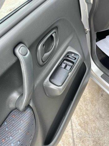 SUZUKI Ignis 1.3i 16V cat GL