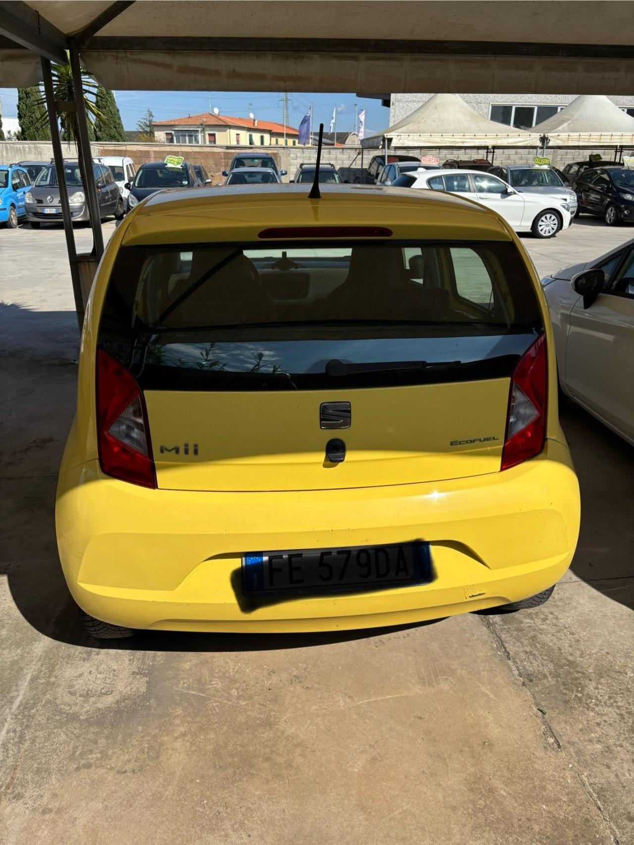 Seat Mii 1.0 68 CV 5 porte Chic Ecofuel neo patentati