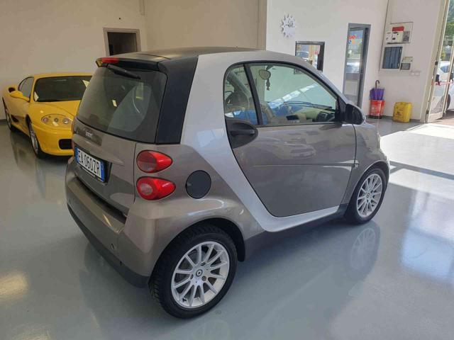 SMART ForTwo 1000 52 kW MHD coupé pulse