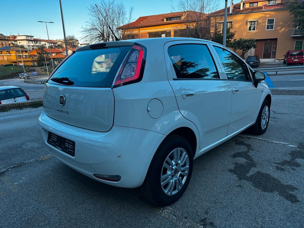 Fiat Punto 1.4 8V 5 porte Natural Power Young "METANO"