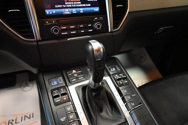 PORSCHE Macan 2.0 PDK BLACKLINE20"SCARICHI NAVI CAM CRUISE NUOVA