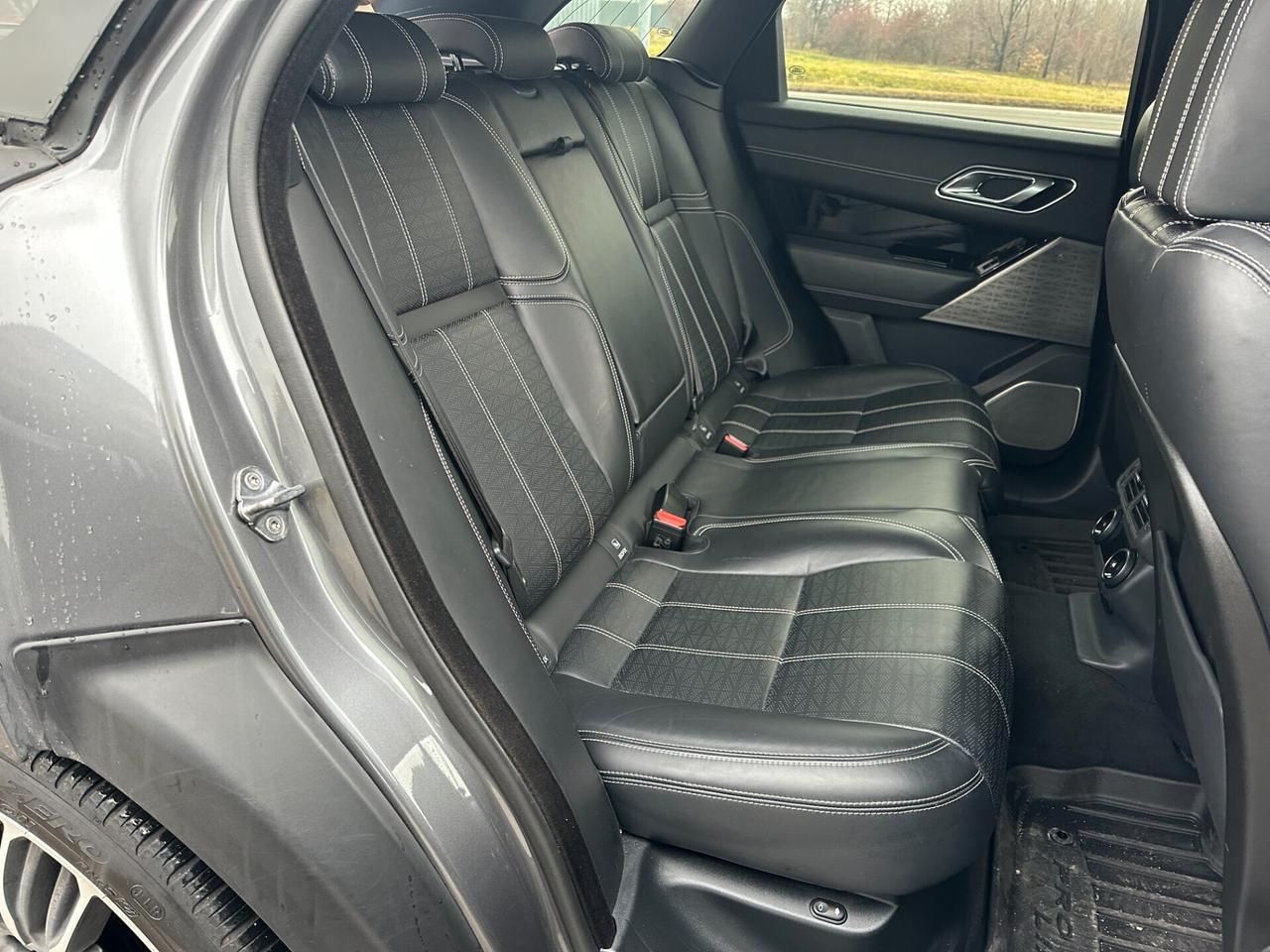 Land Rover Range Velar 3.0 V6 SD6 300 CV R-Dynamic HSE