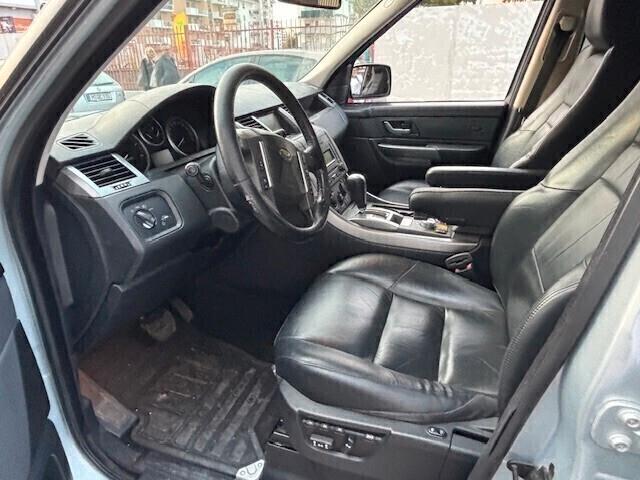 Range Rover Sport 2.7 TDV6 Anche permuta o scambi0