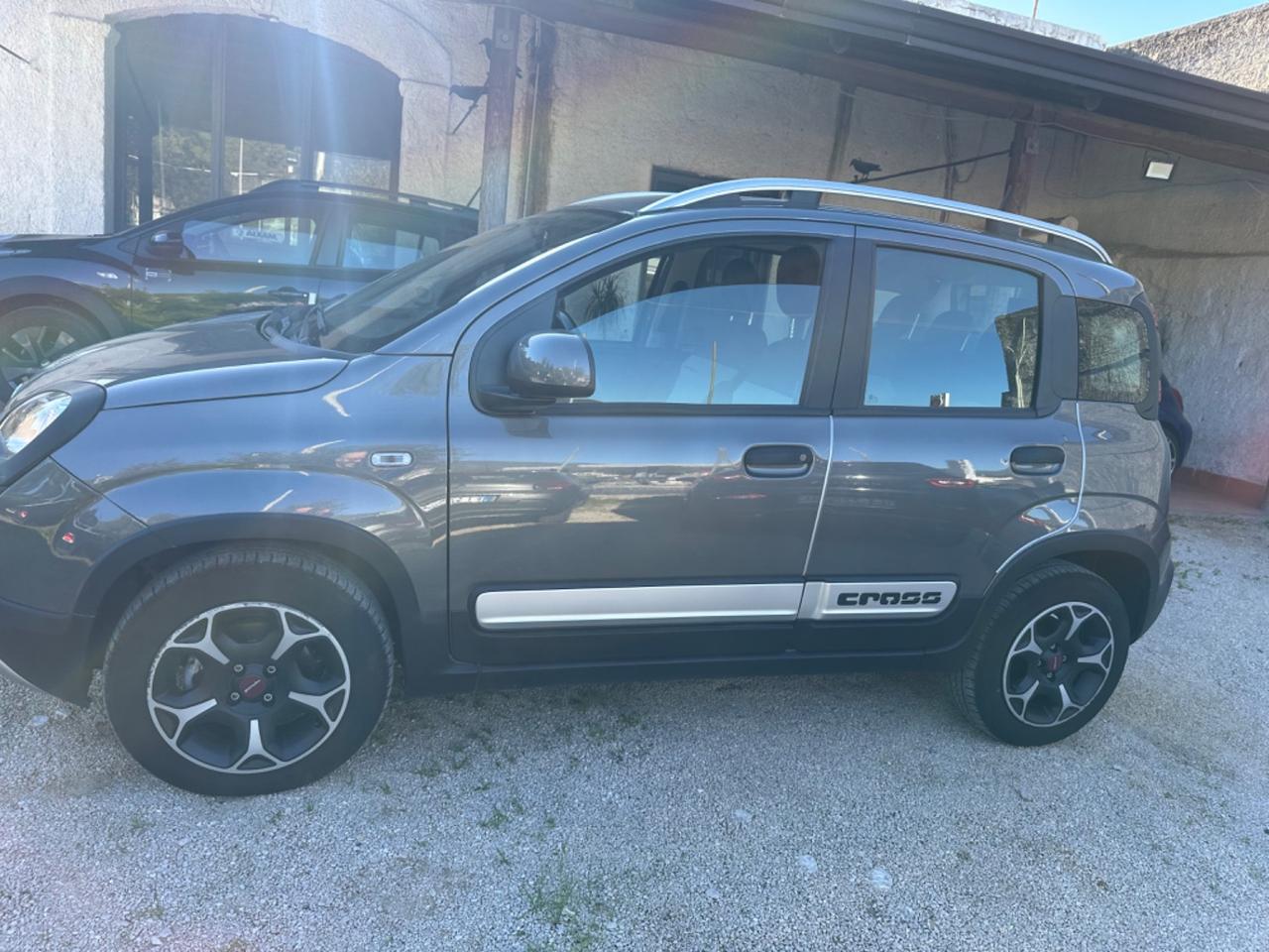 Fiat Panda 1.0 FireFly S&S Hybrid Cross