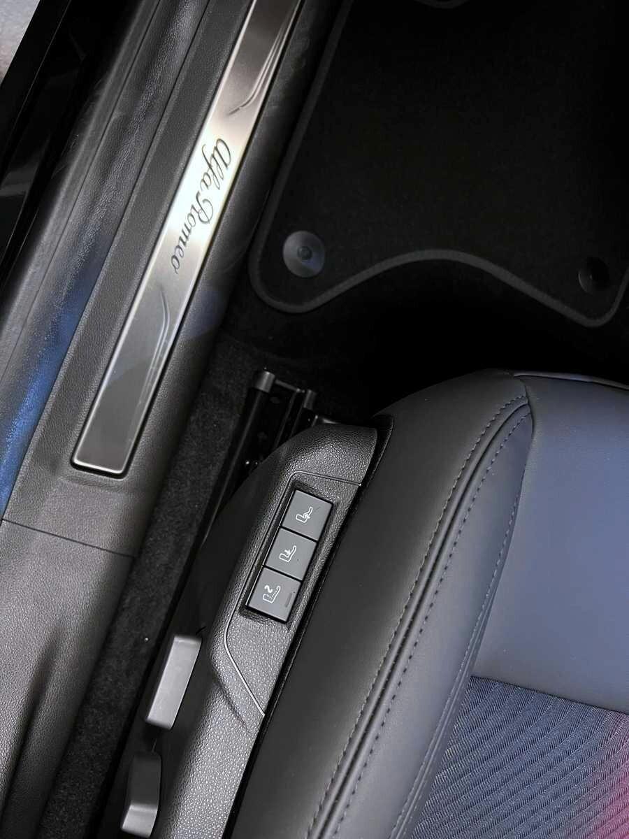 Alfa Romeo Junior 1.2 136 CV Hybrid eDCT6 Speciale