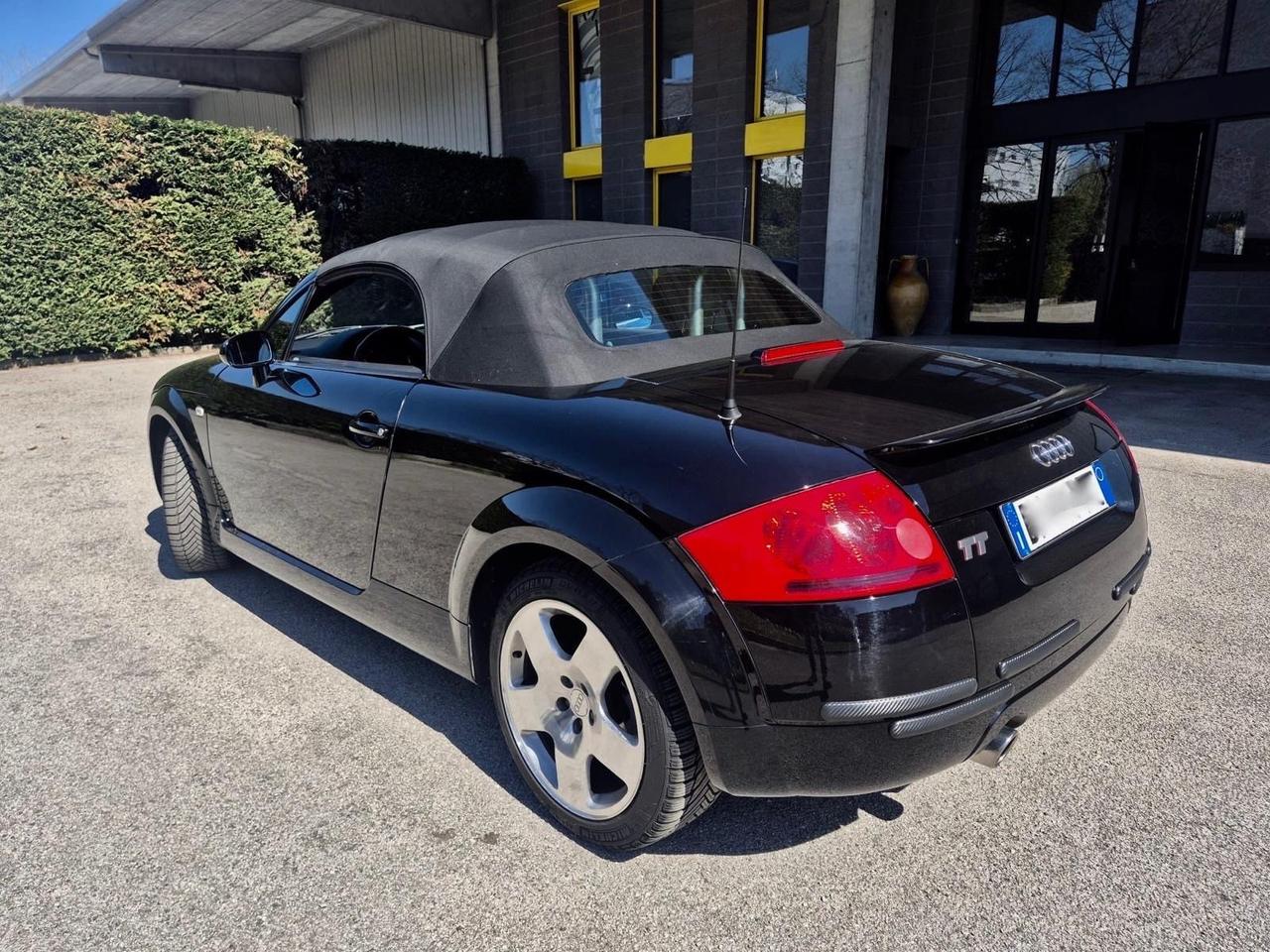 Audi TT Roadster 1.8 T 20V 179 CV cat
