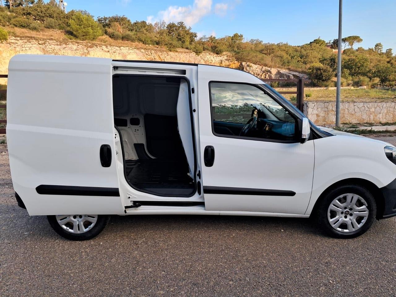 Fiat Doblo Doblò 1.6 MJT 105CV PC-TN Cargo Lamierato SX 3 Posti